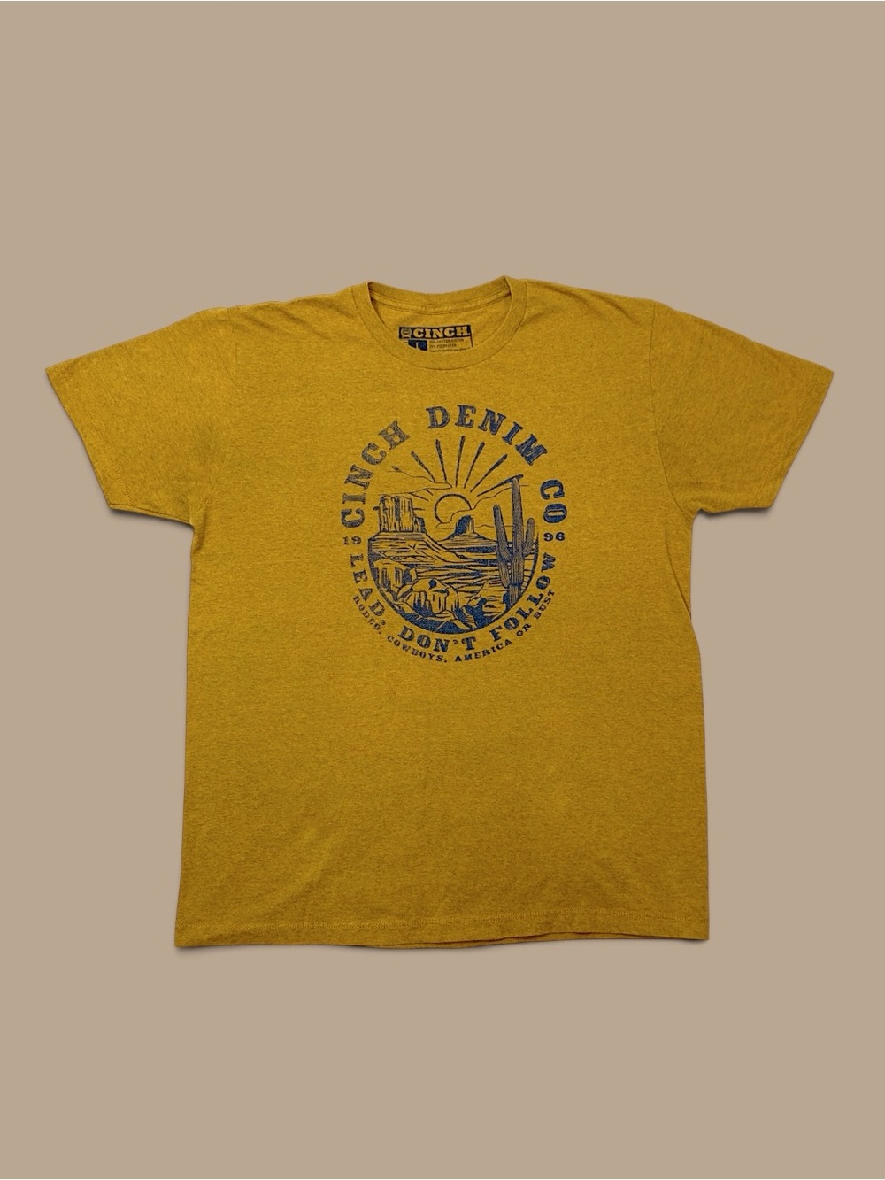 Cinch Men's Mustard Graphic Short-Sleeve Tee